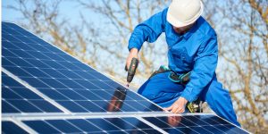 Installation Maintenance Panneaux Solaires Photovoltaïques à Cergy